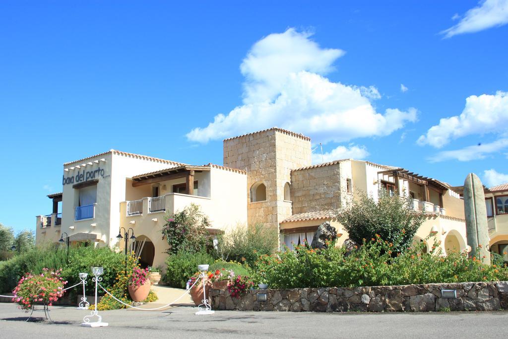 Hotel Baia Del Porto Budoni Exterior foto